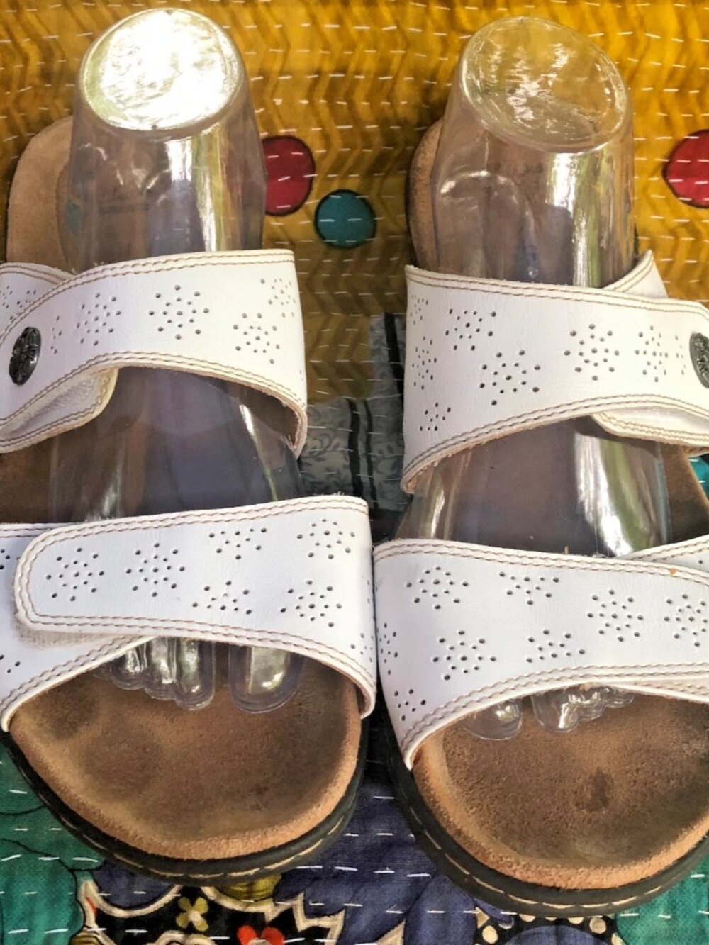 Clarks Collection White Leather Flip Flop Sandals Hook and Loop Adjustable US 12